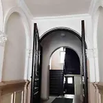 Zentraler Altbau Am Clara-Zetkin-Park, Rb-Arena Um Die Ecke, Netflix Inklusive