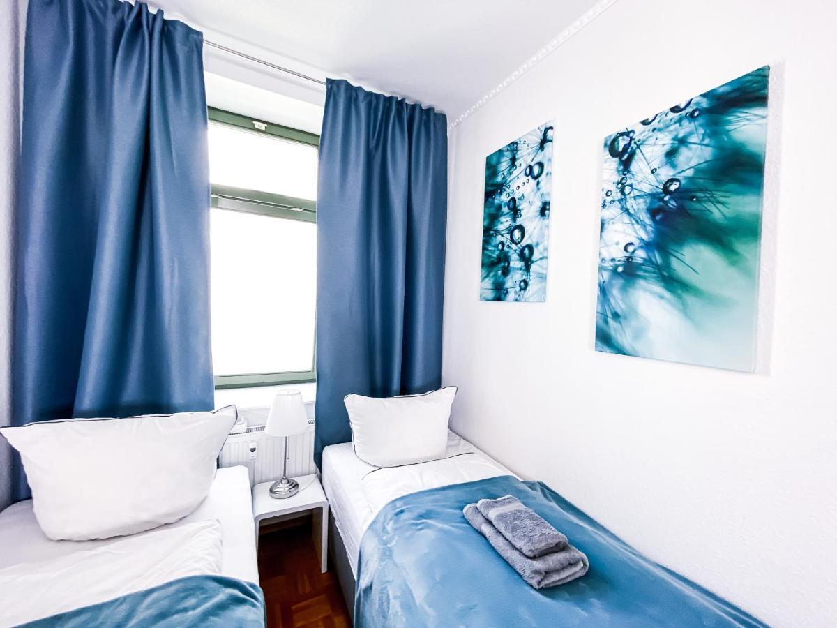Zentraler Altbau Am Clara-zetkin-park, Rb-arena Um Ecke, Netflix Inklusive Apartment